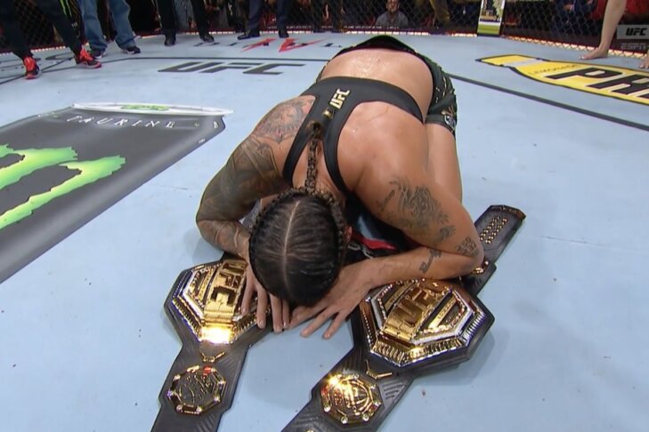 Amanda Nunes, a ‘Leoa’, encerra uma das mais belas histórias do MMA com vitória e aposentadoria; veja vídeo