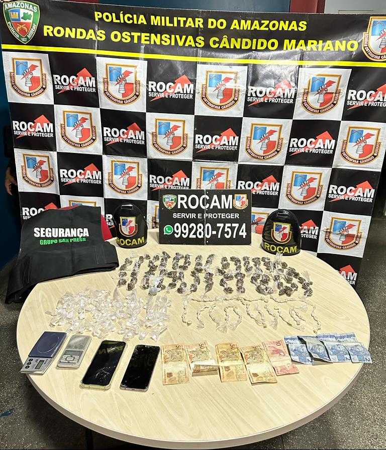 Em campo de futebol, casal é preso por guardar droga e colete balístico para traficante