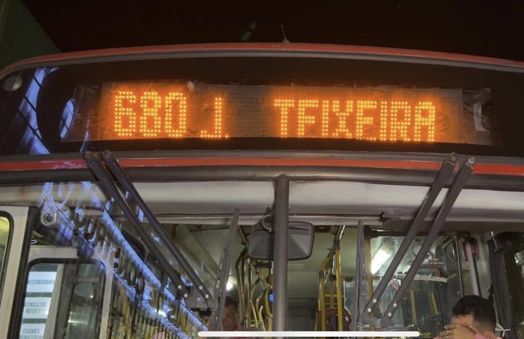 Trabalhadores vivem momentos de terror nas mãos de criminosos dentro de ônibus em Manaus