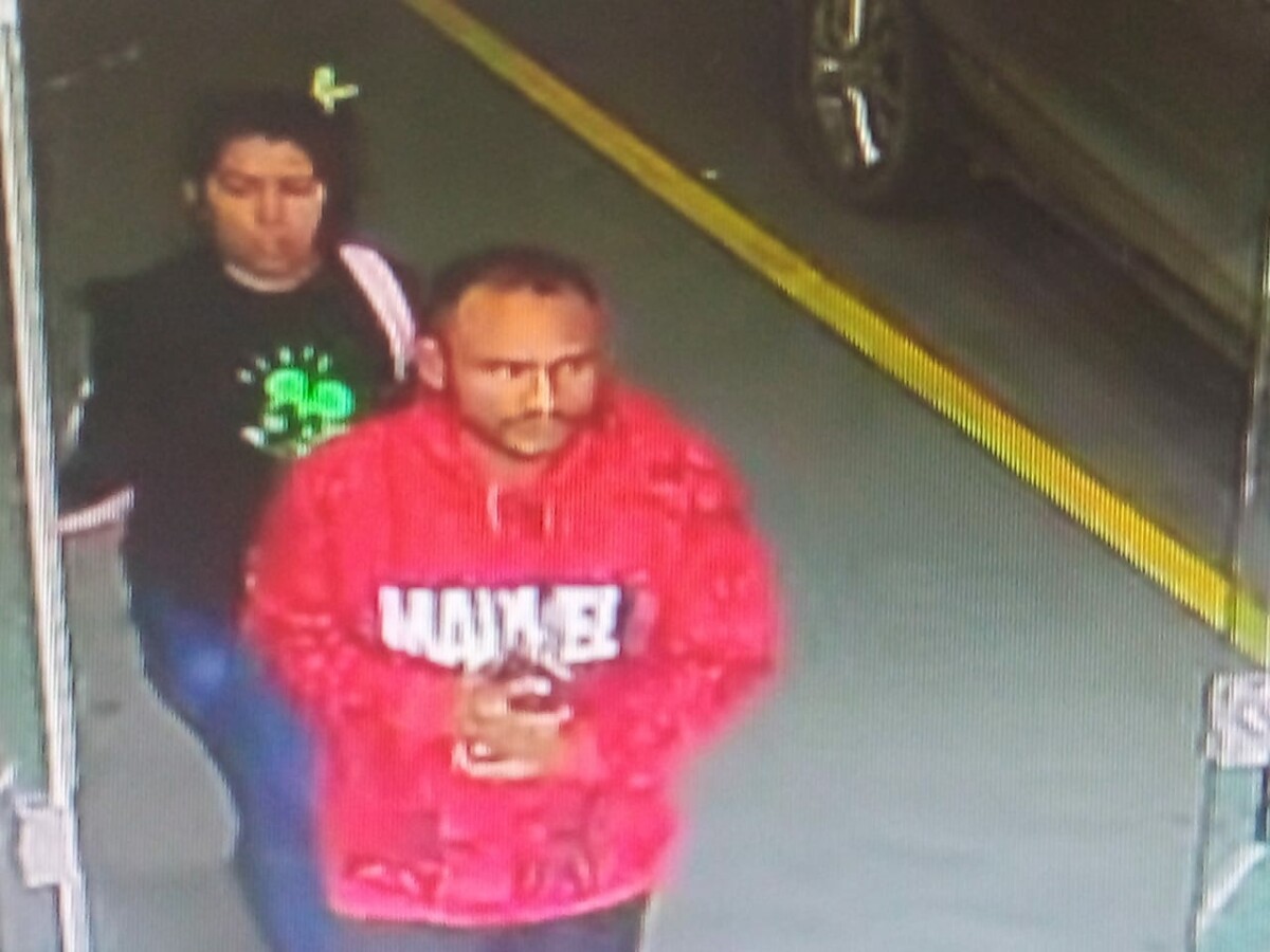 Casal é flagrado cometendo furtos a drogarias de Manaus; veja vídeo