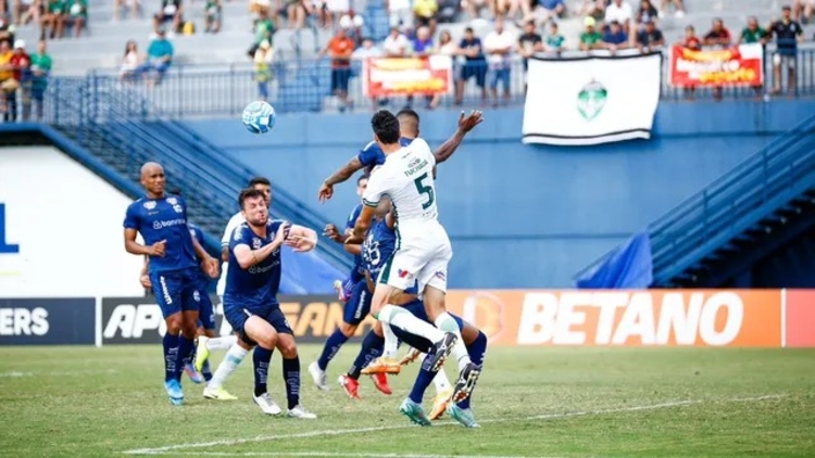 Manaus perde de goleada em casa e corre risco de entrar no Z4 da Série C