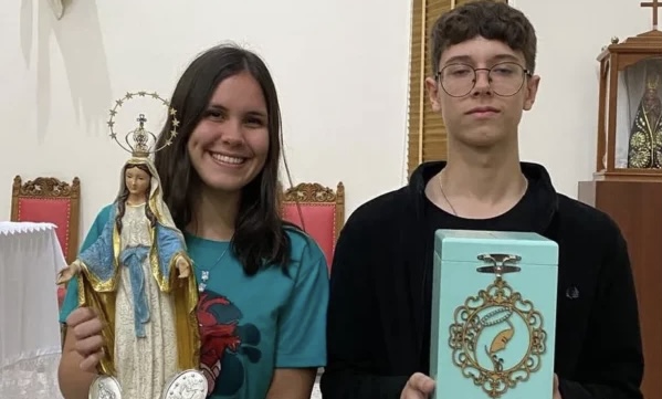 Tragédia: familiares de jovem assassinad4 e rapaz atingido com tir0 na cabeça dentro da escola afirmam que os dois eram namorados