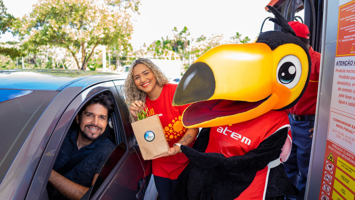 Distribuidora Atem promove ação “Adote uma plantinha” com distribuição de mais de 250 mudas