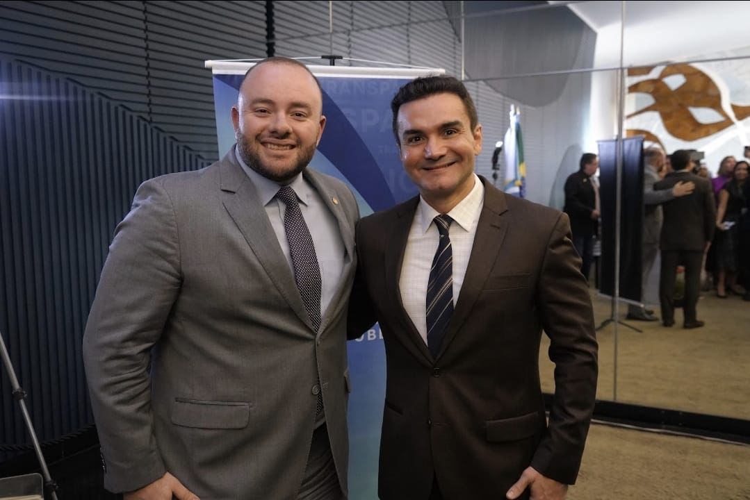 Vice-presidente do grupo de parlamentares, deputado Fausto Santos Júnior fortalece Frente Parlamentar Mista pela Transparência Pública