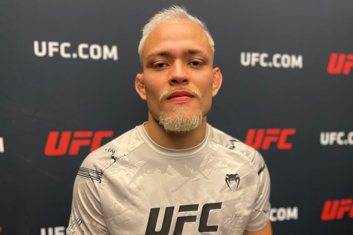 Elves Brenner, lutador de Maués, vence Guram Kutateladze por nocaute no UFC Vegas; veja a luta