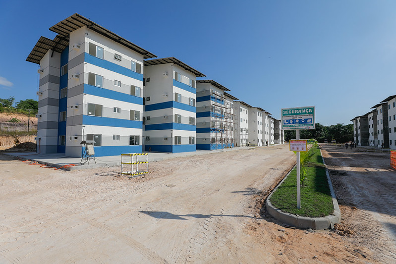 Governador em exercício Tadeu de Souza inspeciona obras do Ozias Monteiro II, novo residencial do ‘Amazonas Meu Lar’