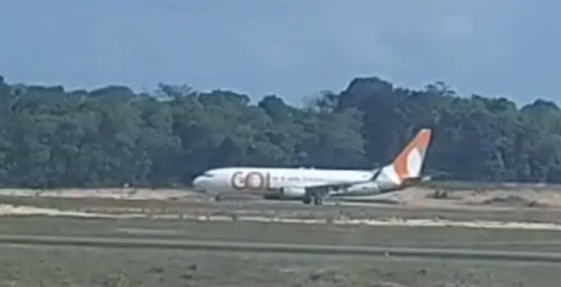 Avião da Gol sofre pane em turbina e realiza pouso de emergência com mais de 150 passageiros em Manaus