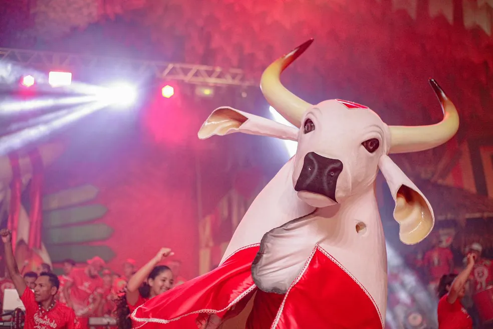 ‘Quem é Garantido levante o braço!’: foi dada a largada para o 56º Festival Folclórico de Parintins
