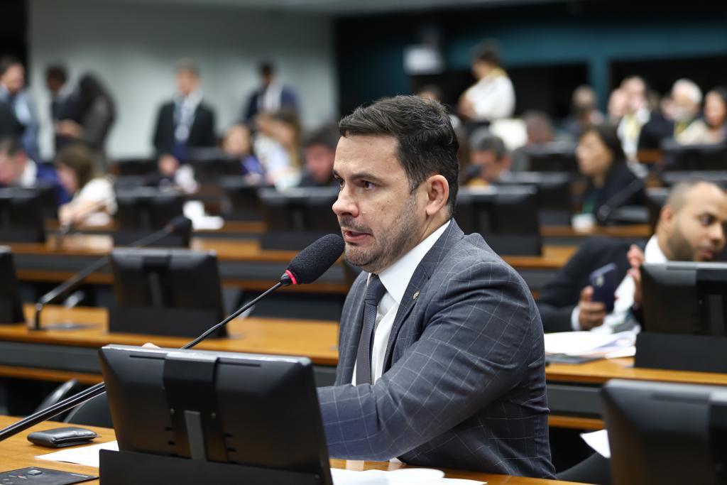 Câmara aprova proposta do Capitão Alberto Neto para criação de Subcomissão Especial para Assuntos Penais