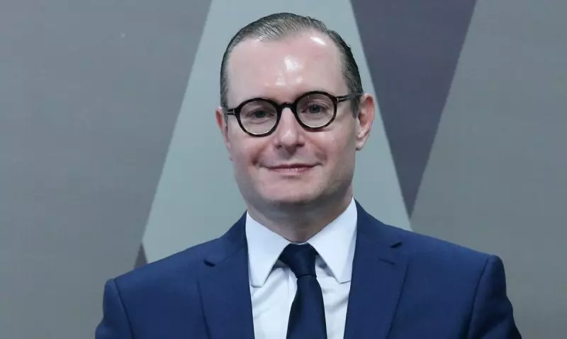 Cristiano Zanin toma posse como novo ministro do STF nesta quinta (3)