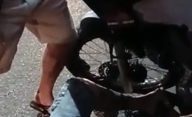 Urgente: motoqueir0 é executad0 a tir0s na frente da esposa no São José II; veja o vídeo