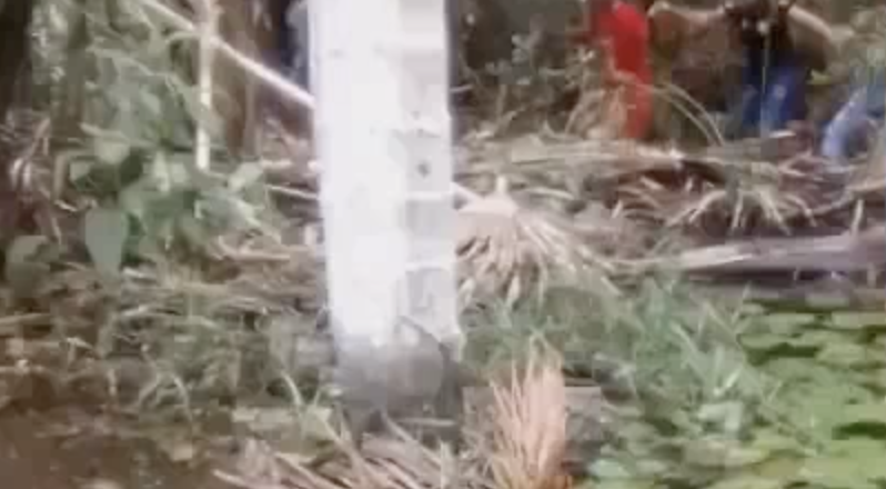 Mãe se desespera ao encontrar c0rpo do filho de 12 anos que desapareceu após ir pra festa; veja vídeo