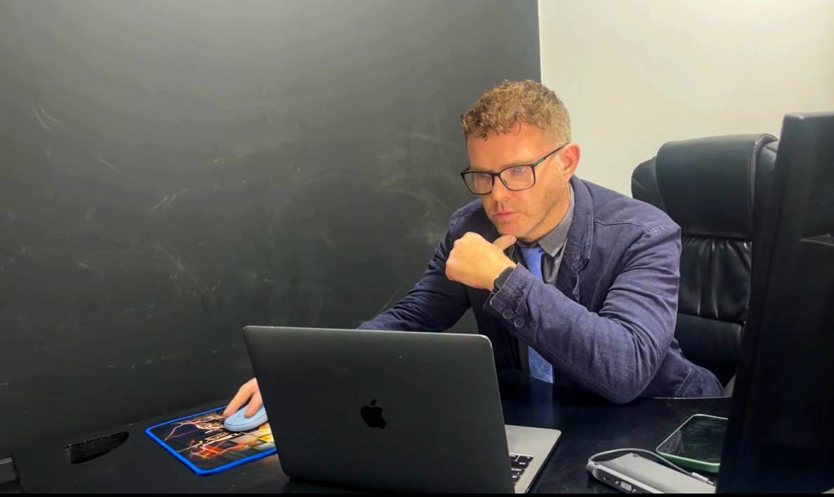 Juiz do interior do AM facilita a comunicação e cria grupo de WhatsApp para interagir com advogados e agilizar processos