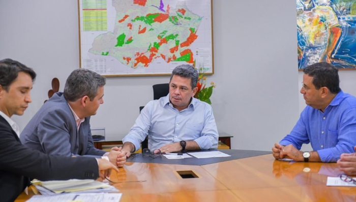 Amazonas e Governo Federal abrem diálogo para encerrar vacinação contra febre aftosa até 2025