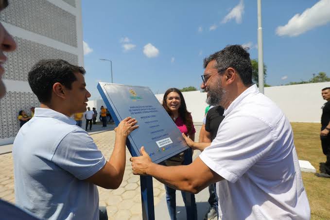Governador Wilson Lima realiza importantes entregas durante visita a Maués