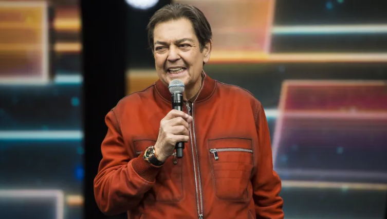 Faustão recebe novo coração e passa por transplante neste domingo (27)