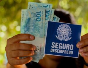 Pedido de seguro-desemprego atinge maior nível desde 2020; veja dados