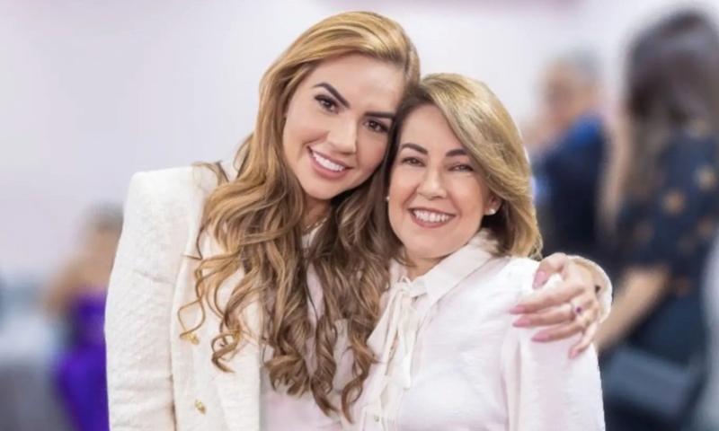 Polêmica na ALEAM: mãe da deputada Débora Menezes ganha cargo comissionado de assessora
