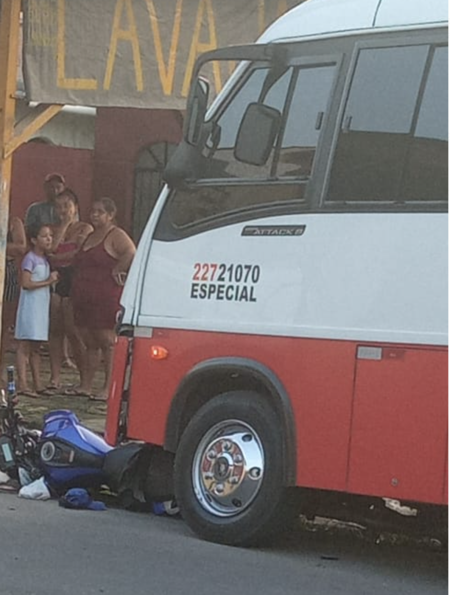 CENAS FORTES: pedreiro perde a vida ao ser esmag4do por micro-ônibus em Manaus; veja imagem