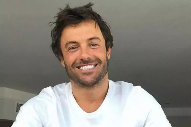 Kayky Brito permanece sedado, diz hospital