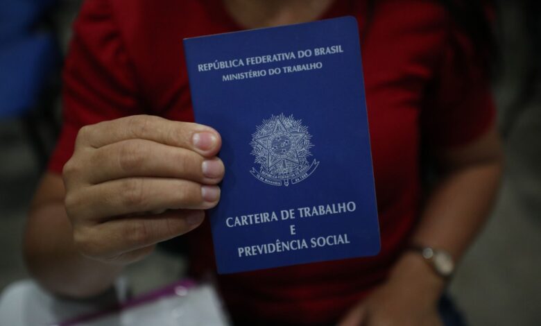 Sine Manaus oferta 102 vagas de emprego nesta segunda-feira (4); confira