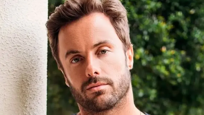 Kayky Brito completa uma semana sedado após atropelamento; ator respira por aparelhos