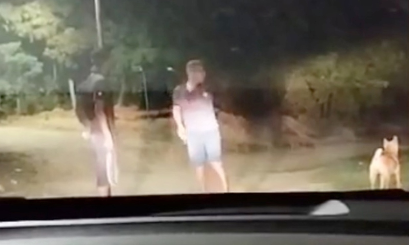 Policial Civil atr0pela cachorro e m4ta o dono que tentou se vingar; veja vídeo