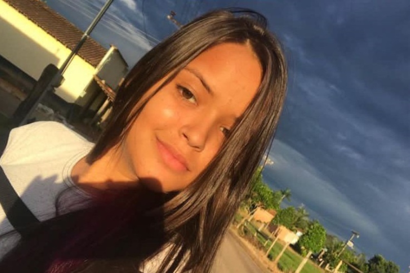 Adolescente é estrangulad4 e mort4 dentro de casa 