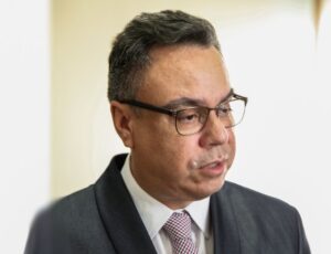 Juiz Cássio Borges não está envolvido em desvio de recursos da Previdência de Rio Preto da Eva, diz Justiça