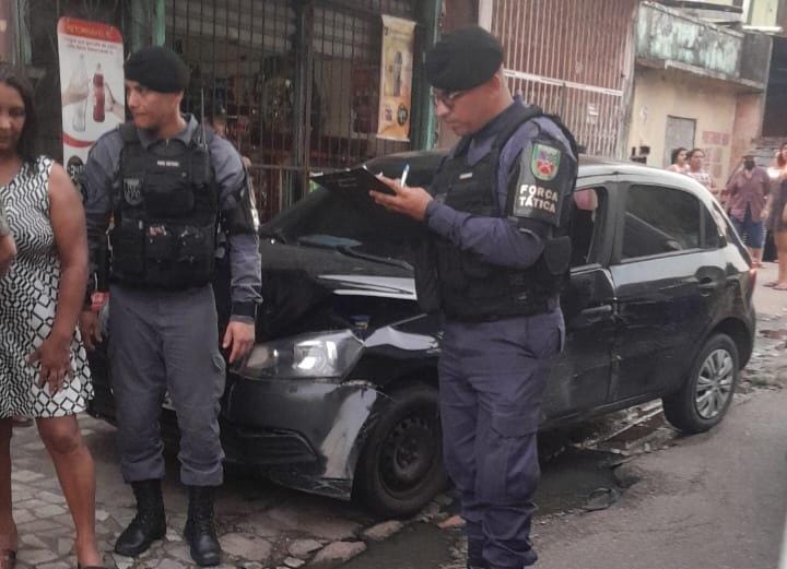 Criminosos que atropelar4m adolescente durante fuga são presos em Manaus