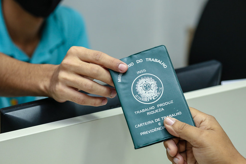 Sine Manaus oferta 485 vagas de emprego nesta segunda-feira, (25)