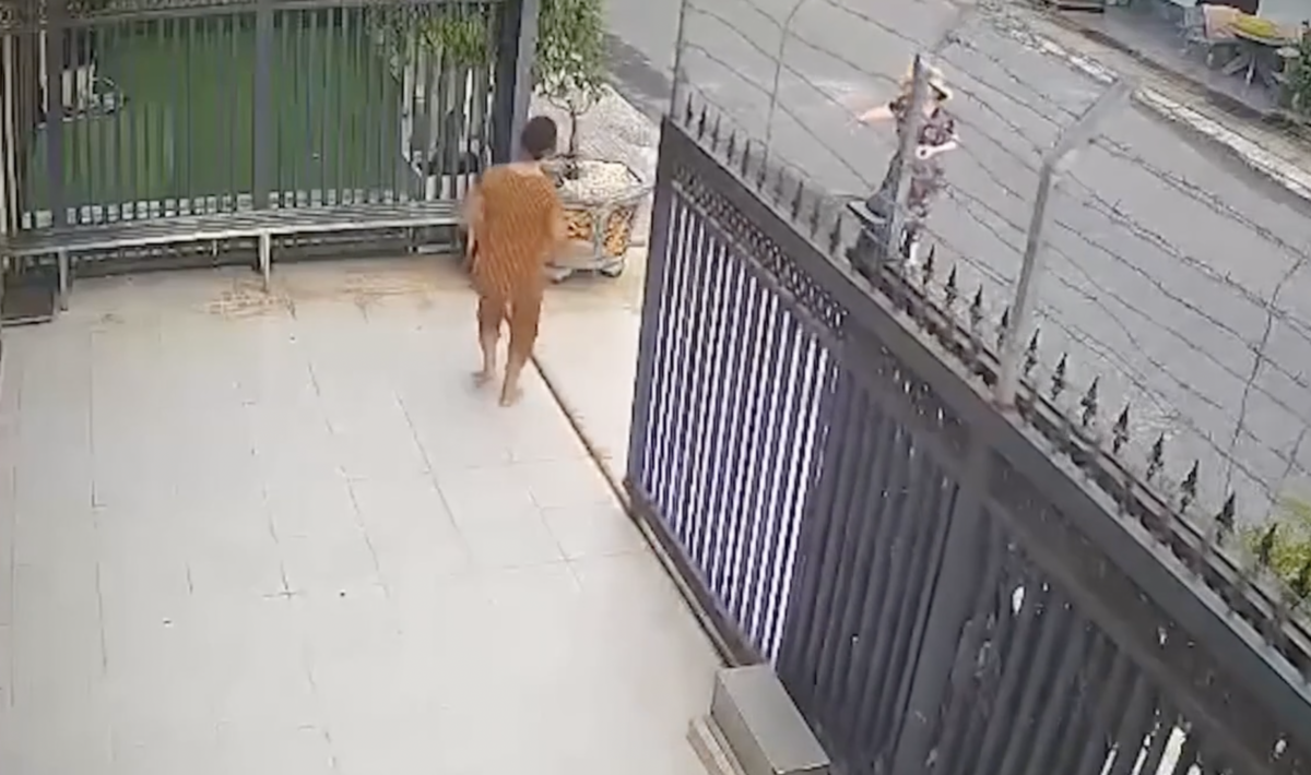 Alerta às mães: vídeo mostra por que não se deve deixar crianças brincando sozinhas; veja
