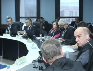 Justiça determina convocação e publicidade de novas eleições para Mesa Diretora do TCE-AM