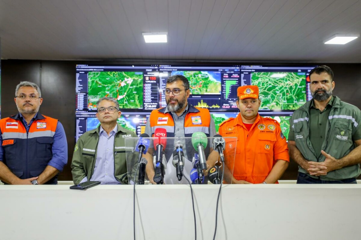 Wilson Lima acompanha ações de monitoramento e enfrentamento de queimadas e estiagem no Amazonas