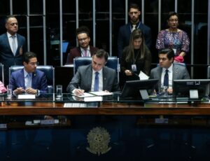 Congresso promulga mudança sobre perda de nacionalidade brasileira