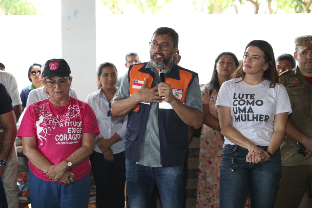 Em Beruri, Wilson Lima acompanha trabalhos de força-tarefa e fala em audiência para definir rumo de famílias afetadas