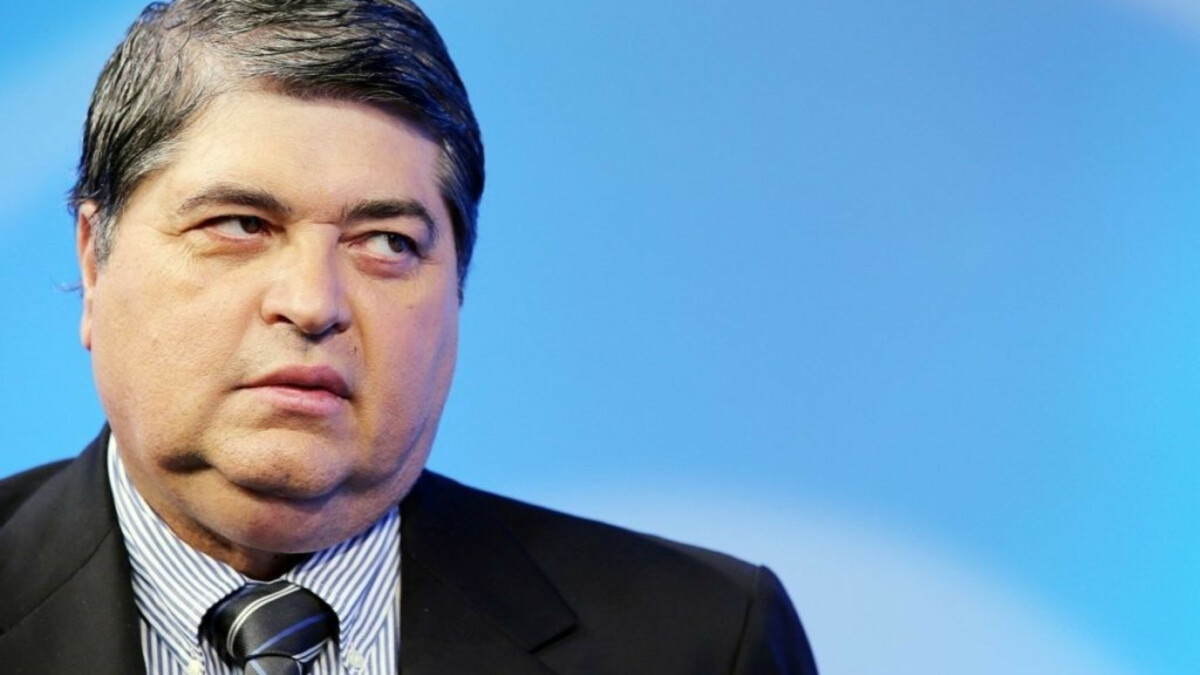 Datena deve ter alta do hospital na segunda-feira, diz apresentador substituto