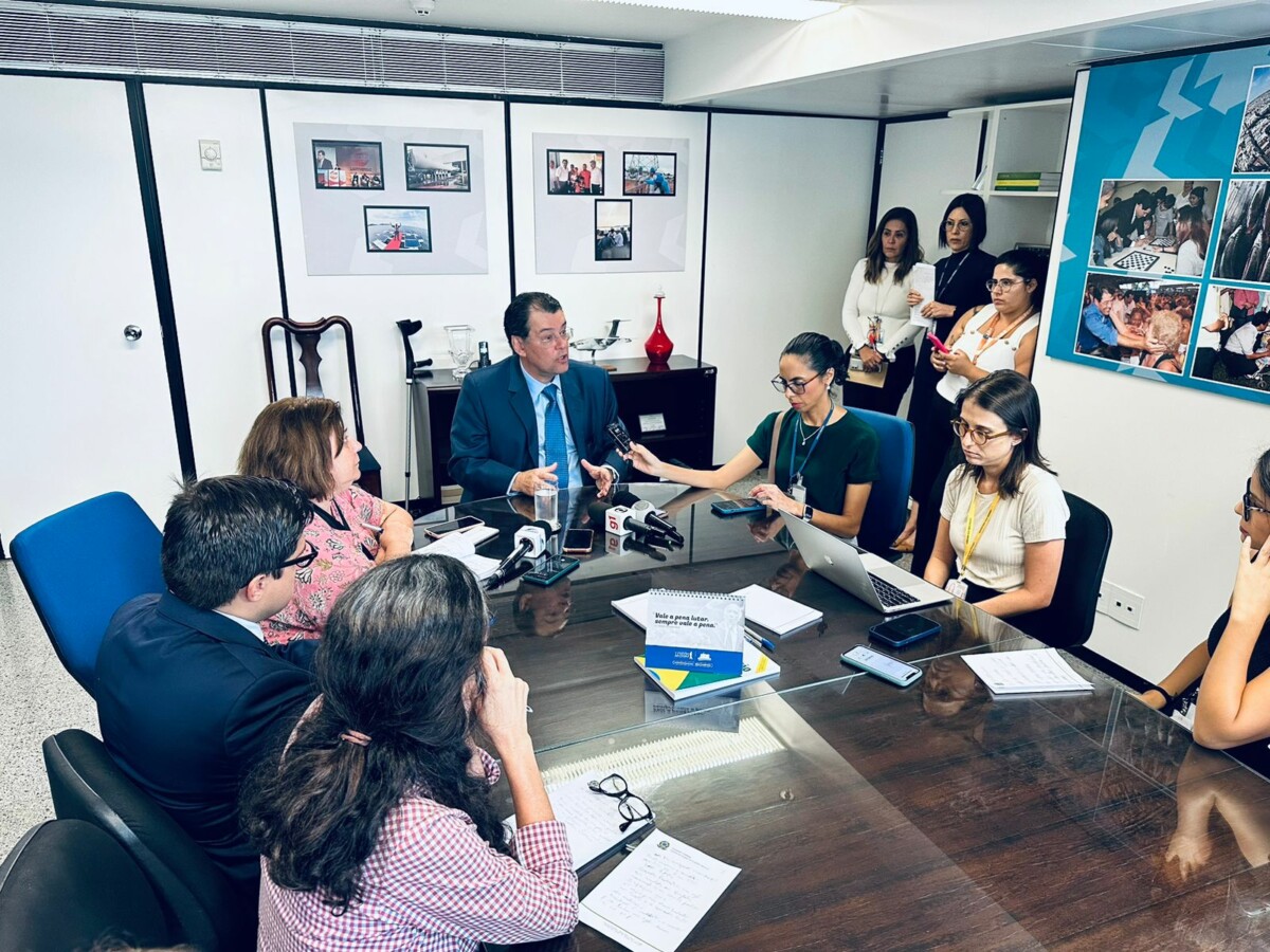 Senador Eduardo Braga antecipa principais pontos em negociação da PEC da reforma tributária