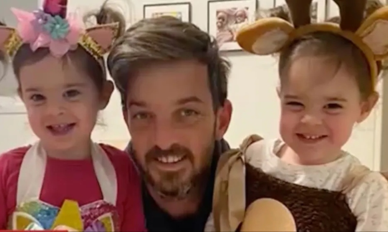 Ator israelense, mulher e filhas gêmeas são sequestrados por terroristas do Hamas