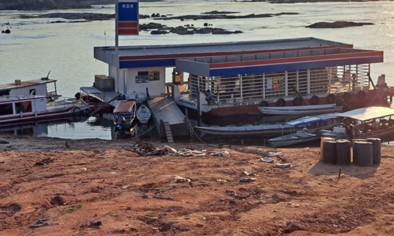 Seca no AM: São Gabriel da Cachoeira vive crise de abastecimento e racionamento de energia: ‘tudo ficou caro!’