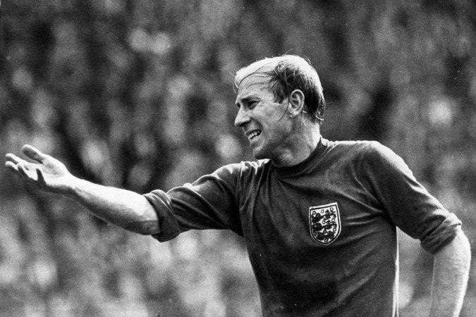 Morre Sir Bobby Charlton, lenda do Manchester United e da seleção inglesa
