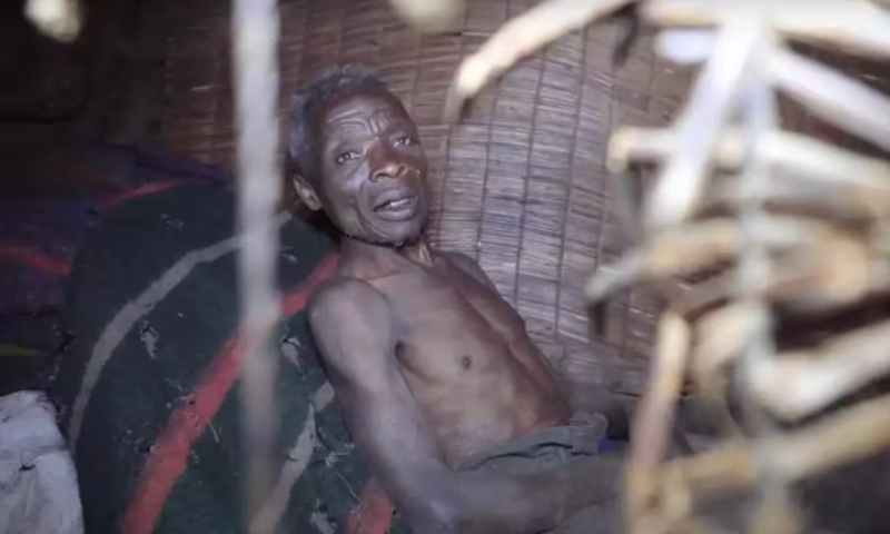 ‘Tenho medo de mulher’, diz homem que vive há 55 anos isolado do mundo