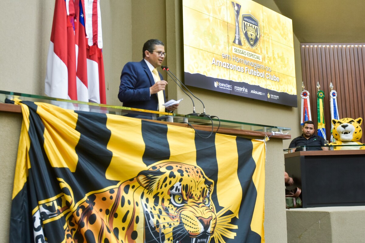 Amazonas FC é homenageado na Aleam, por propositura dos deputados João Luiz, Joana Darc e Rozenha