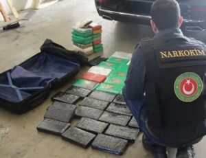 Embaixada do Brasil se pronuncia após carro oficial ter sido apreendido com 55kg de cocaína na Bulgária