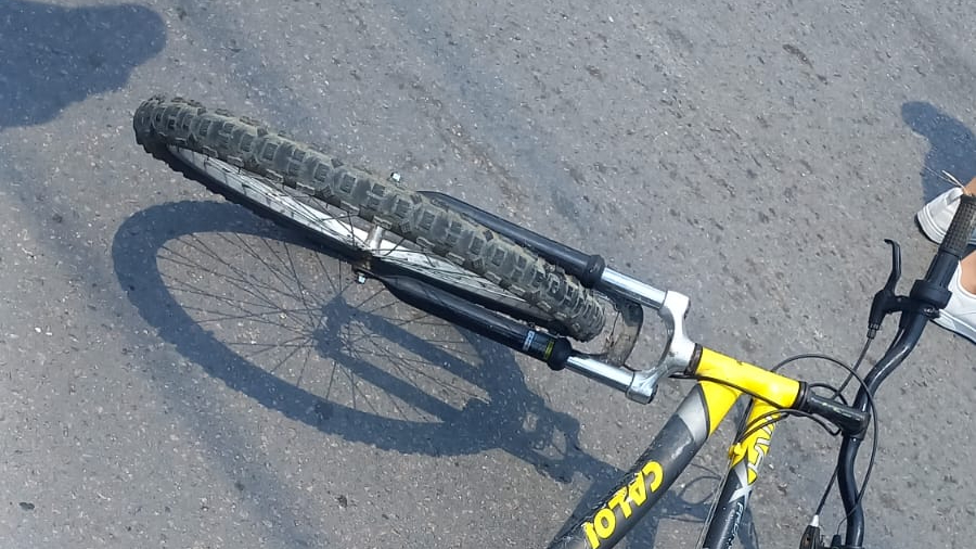 Idoso que andava de bicicleta m0rre atr0pelado em avenida de Manaus; veja vídeo