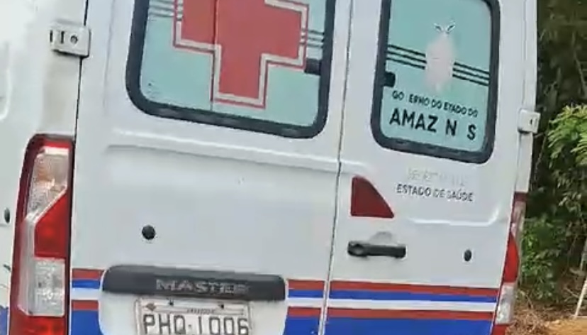 Tragédia: motoqueiro m0rre atropel4d0 por ambulância em Novo Airão; veja vídeo