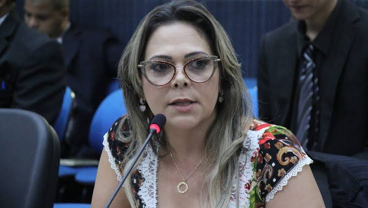 Prestação de contas: Ex-vereadora Mirtes Salles tem bens bloqueados por dívidas de campanha