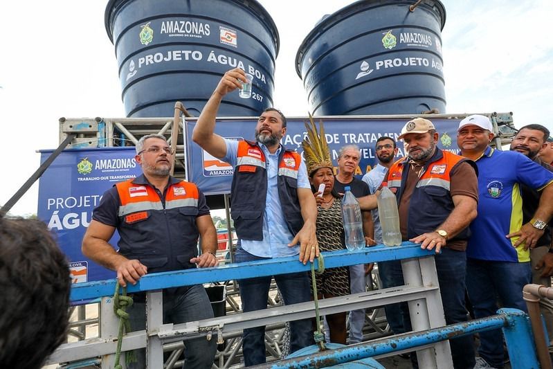 Governo do Amazonas instala mais de 400 purificadores de água em comunidades atingidas pela estiagem