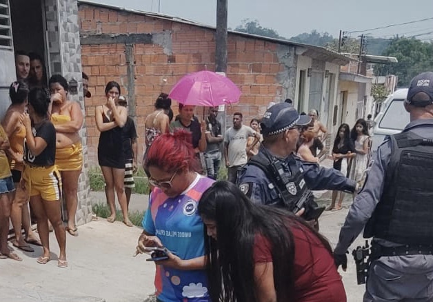 Urgente: jovem é assassin4d0 a sangu3 frio no Cidade de Deus; veja vídeos