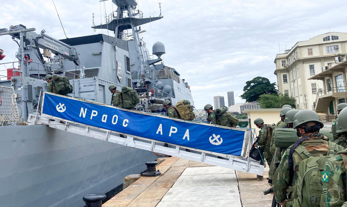 Marinha do Brasil reforça combate ao tráfico nos portos de SP e RJ; veja vídeo
